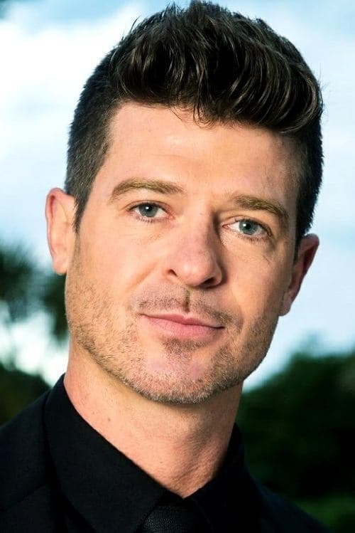 Photo of Robin Thicke