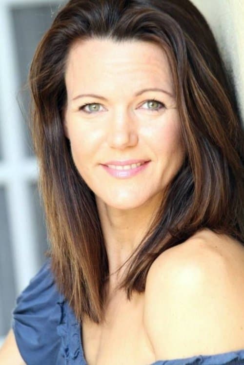 Photo of Robyn Hyden