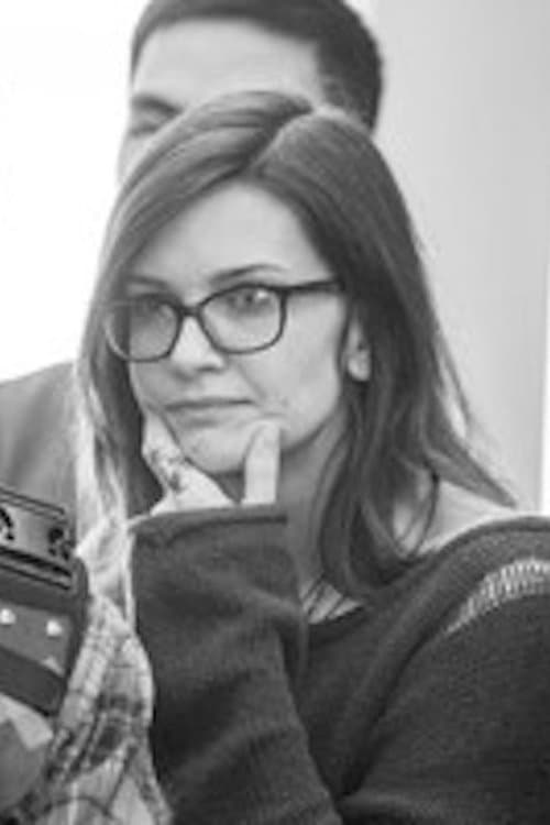 Photo of Robyn Ledoux