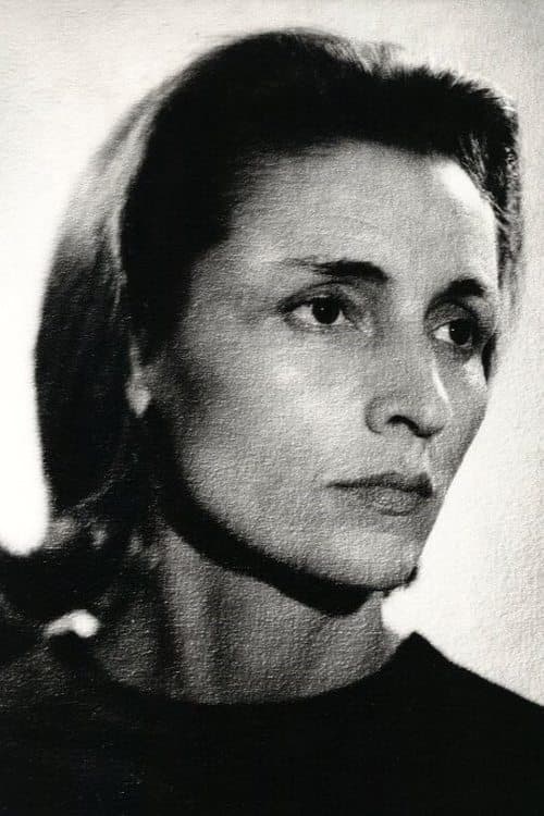 Photo of Rosalie Crutchley