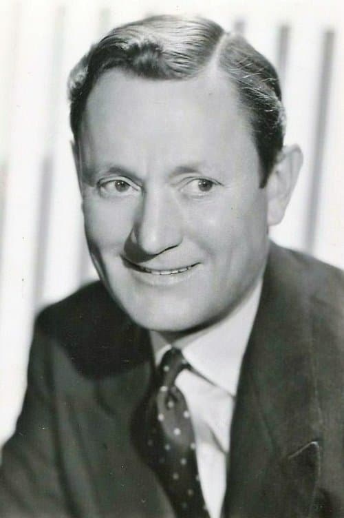 Photo of Roscoe Karns