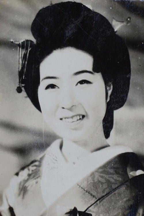 Photo of Ryūko Azuma