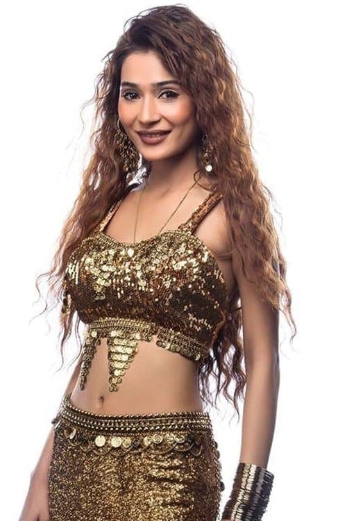 Photo of Sara Khan