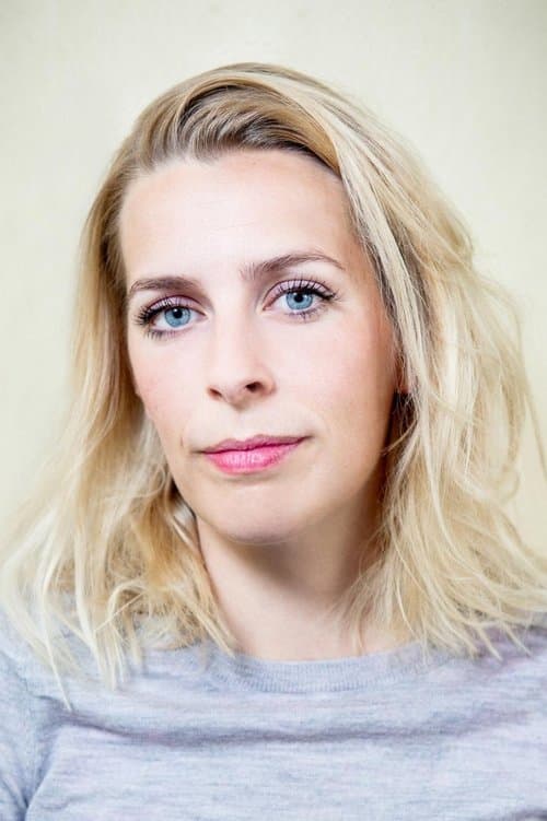 Photo of Sara Pascoe