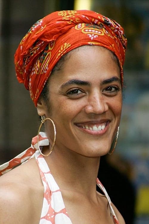 Photo of Sara Powell