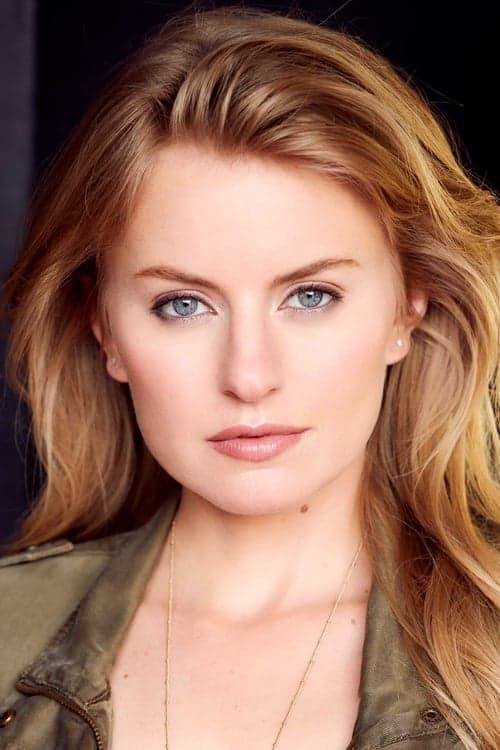 Photo of Sarah Minnich