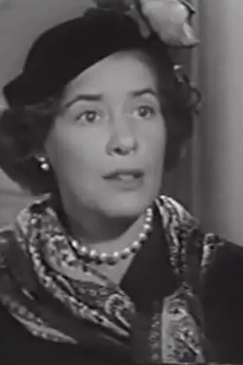 Photo of Sarah Selby