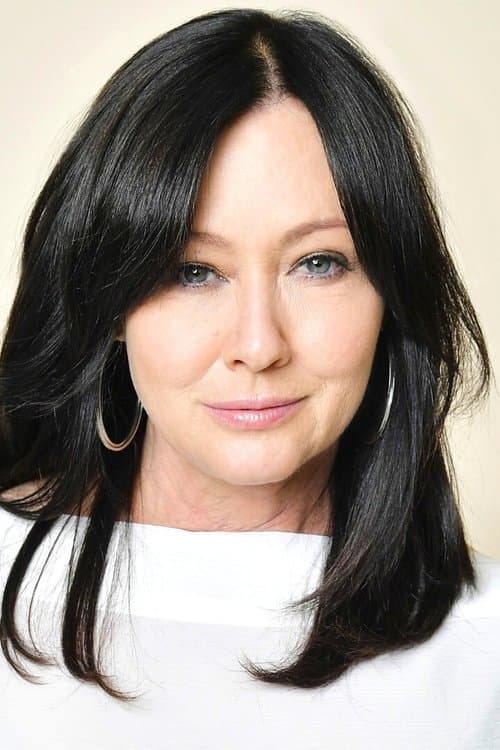 Photo of Shannen Doherty