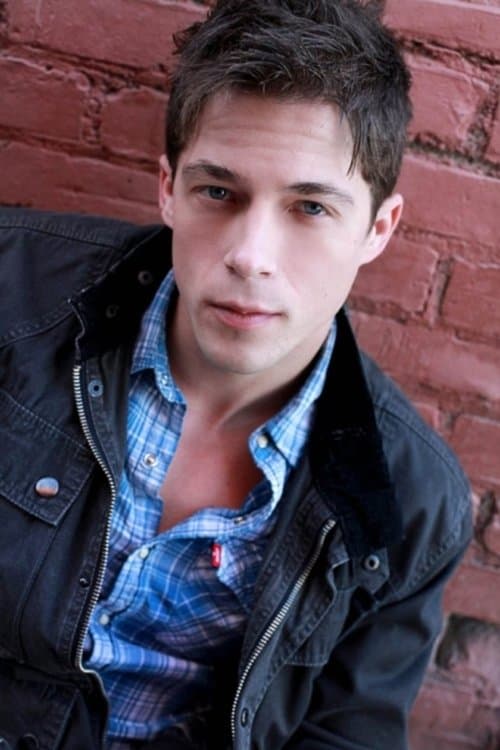 Photo of Shawn Roe