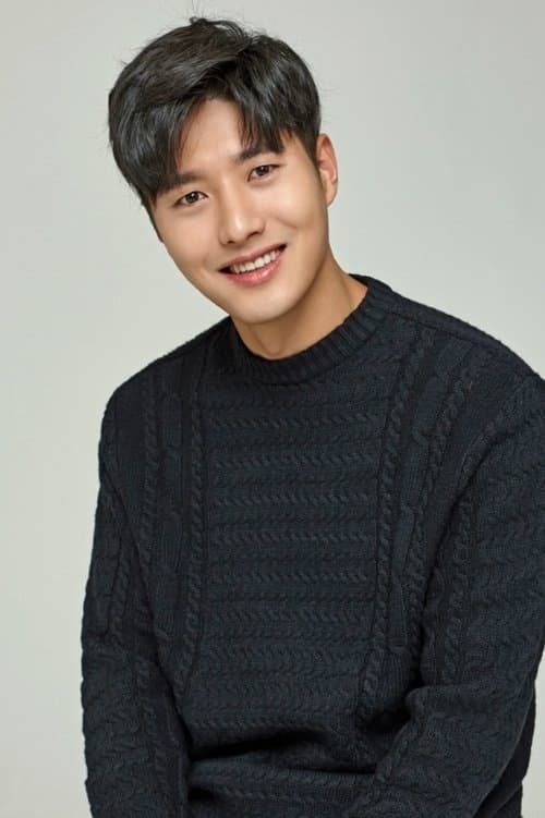 Photo of Shin Jung-yoon