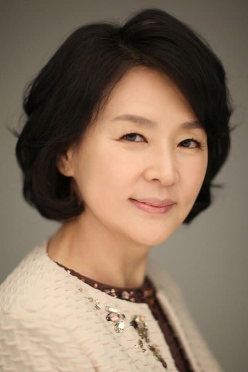 Photo of Shin Yeon-sook