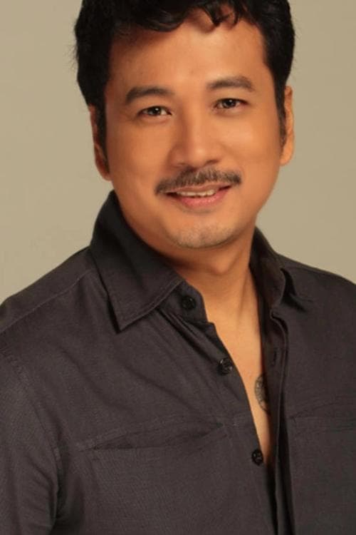 Photo of Simon Ibarra