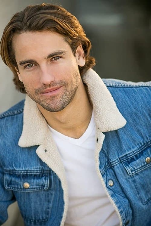 Photo of Skyler Hart
