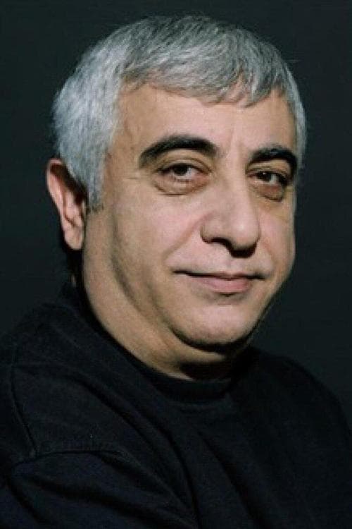 Photo of Suat Sungur