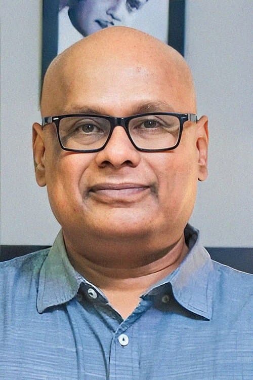Photo of Suresh Chakravarthy
