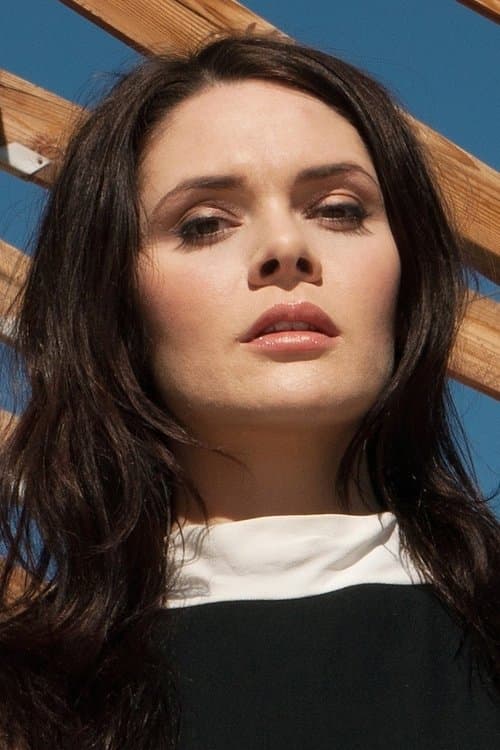 Photo of Suzanne Santo