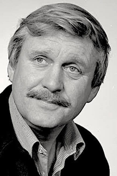 Photo of Sverre Holm