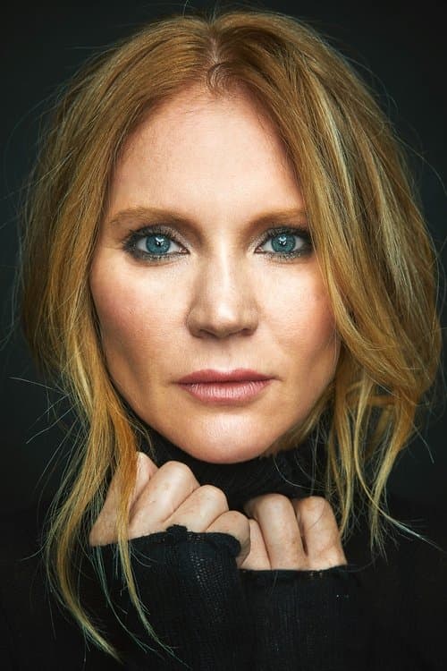 Photo of Tara Buck