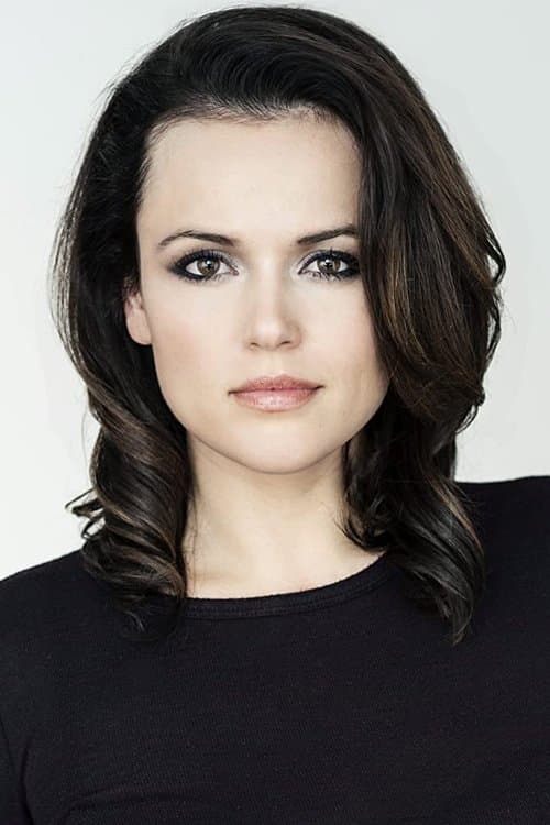 Photo of Tara Wilson