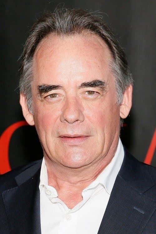 Photo of Tom Irwin