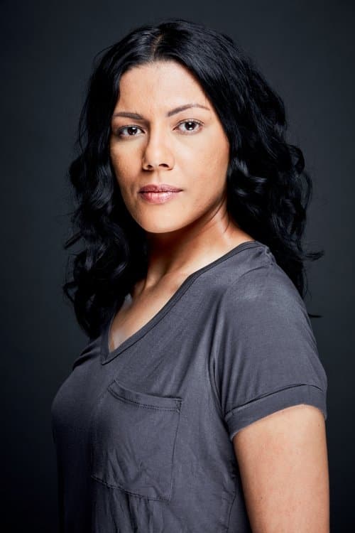 Photo of Tracey-Lee Oliver