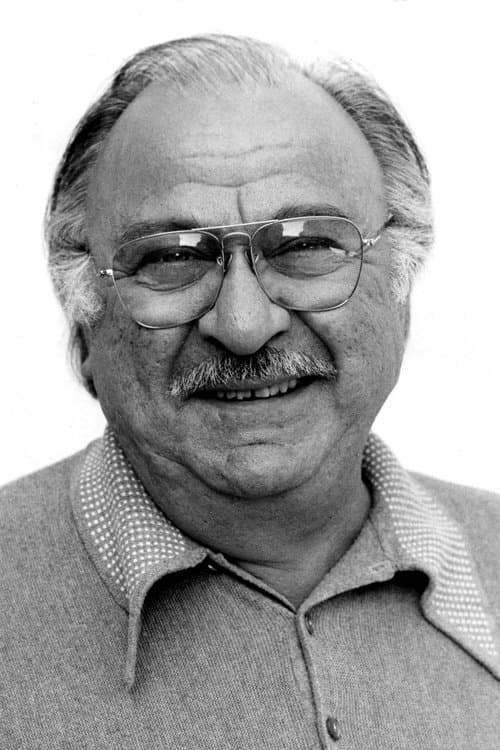 Photo of Val Avery