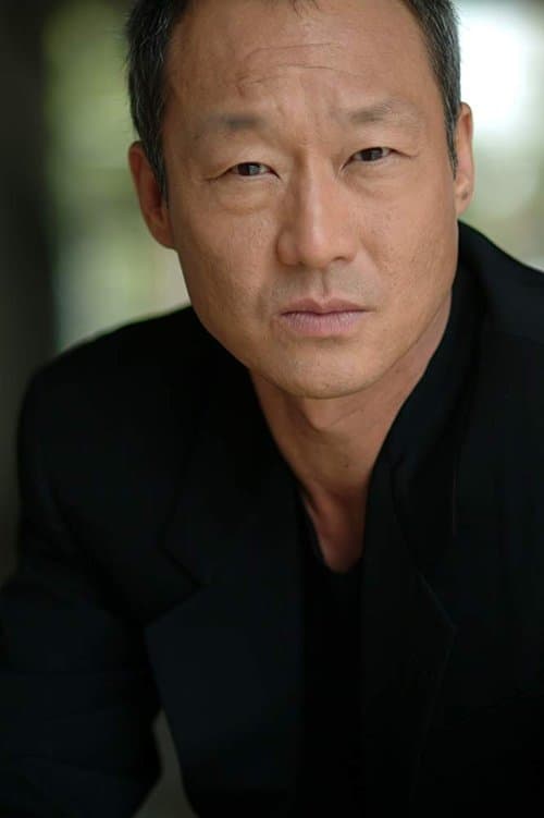 Photo of Victor J. Ho