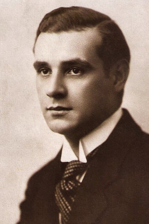 Photo of Victor Varconi