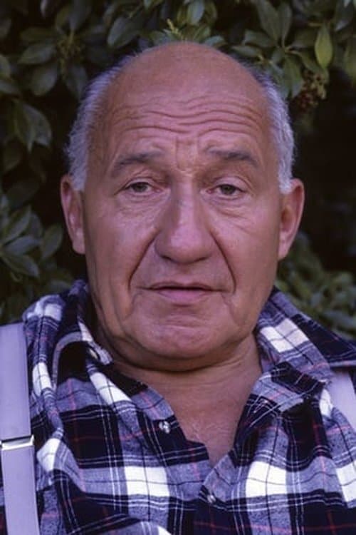 Photo of Walter Gotell