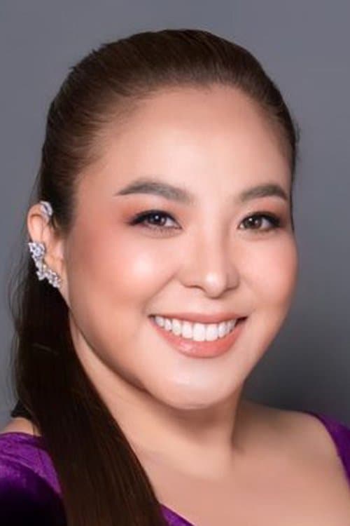 Photo of Warinda Damrongphol