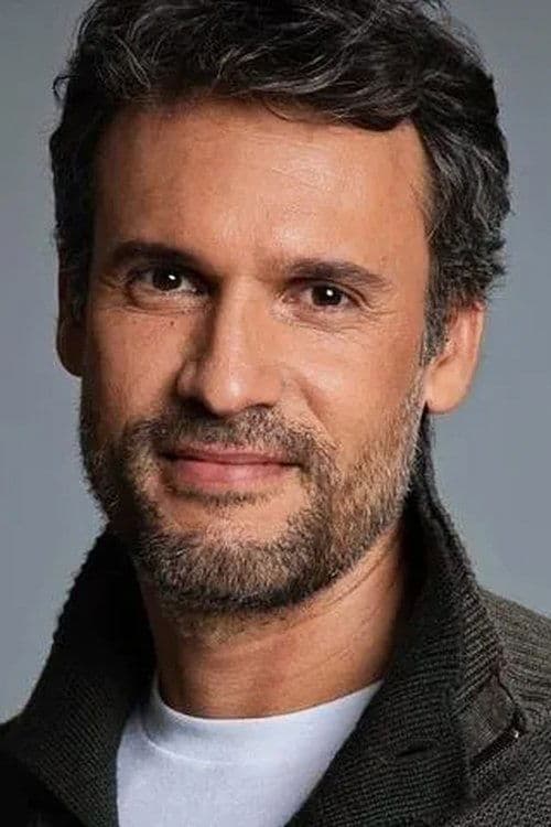 Photo of Yadier Fernández