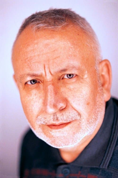 Photo of Yücel Çakmaklı