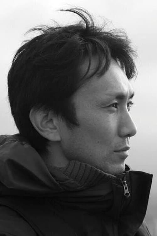 Photo of Yuji Shimomura