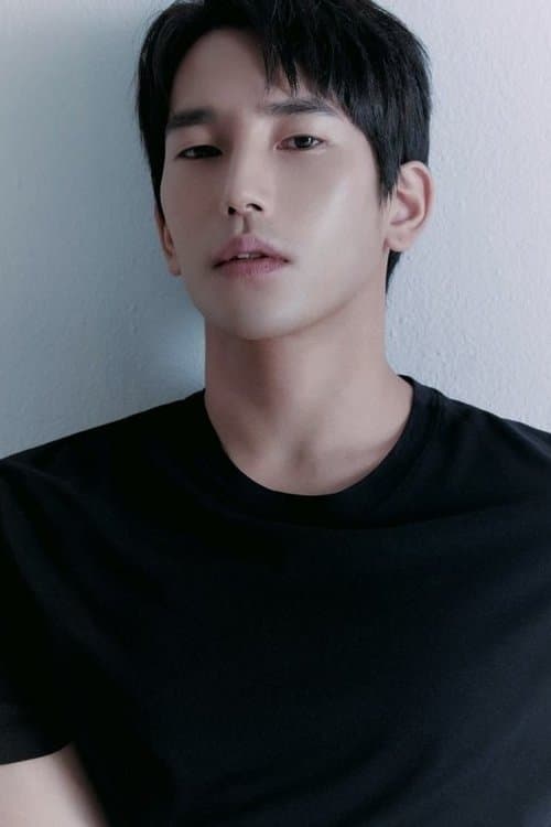 Photo of Yuk Jun-seo