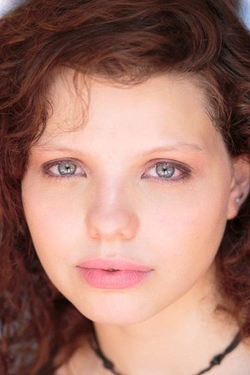 Photo of Chloë Levine