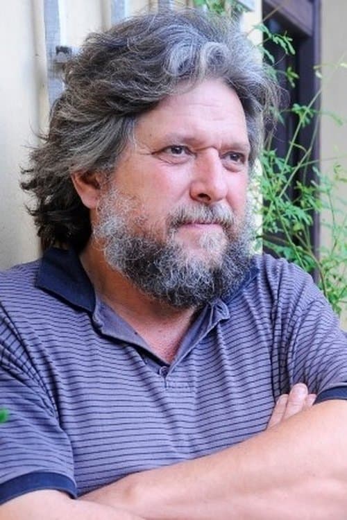 Photo of Esteban Schroeder