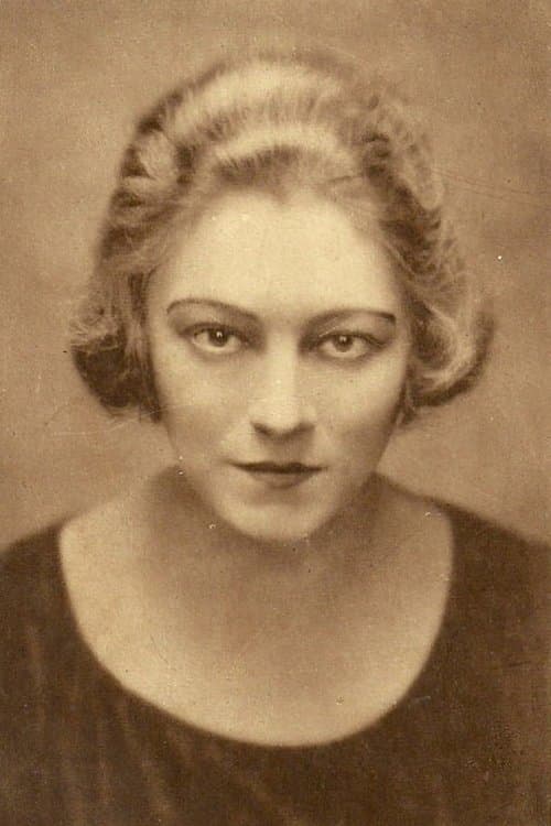 Photo of Ève Francis
