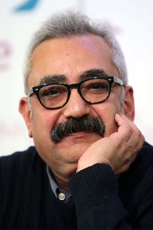 Photo of Farzad Motamen