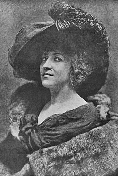Photo of Georgette Leblanc