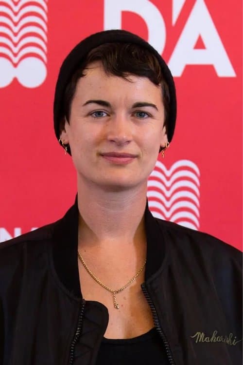 Photo of Georgia Oakley
