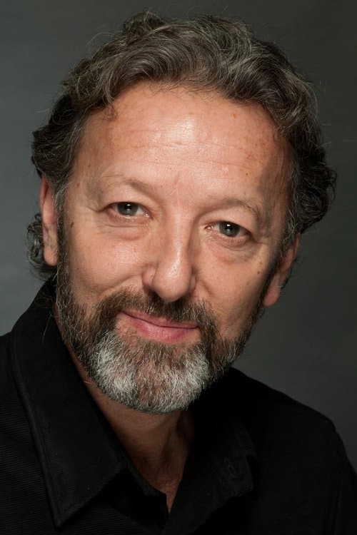 Photo of Ian Reddington