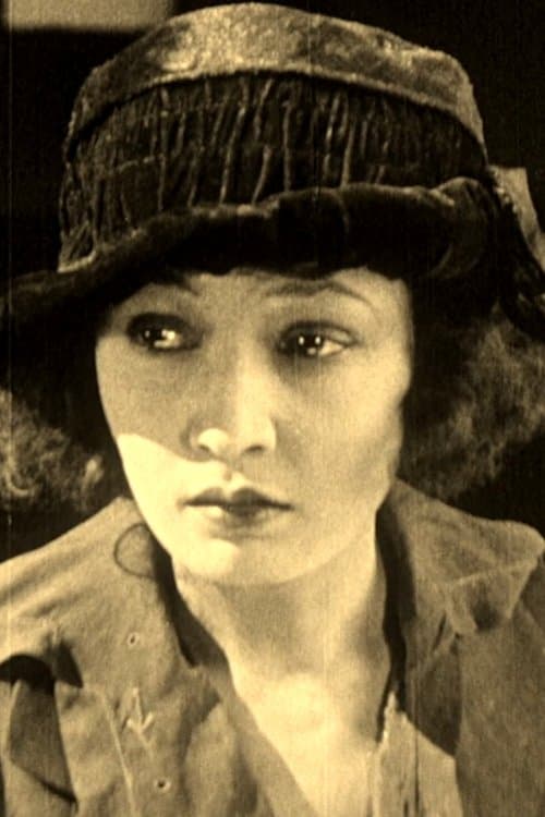 Photo of Iris Hall