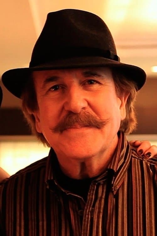 Photo of Juan Pinzás