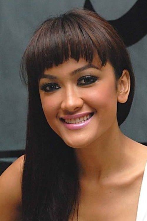 Photo of Julia Perez