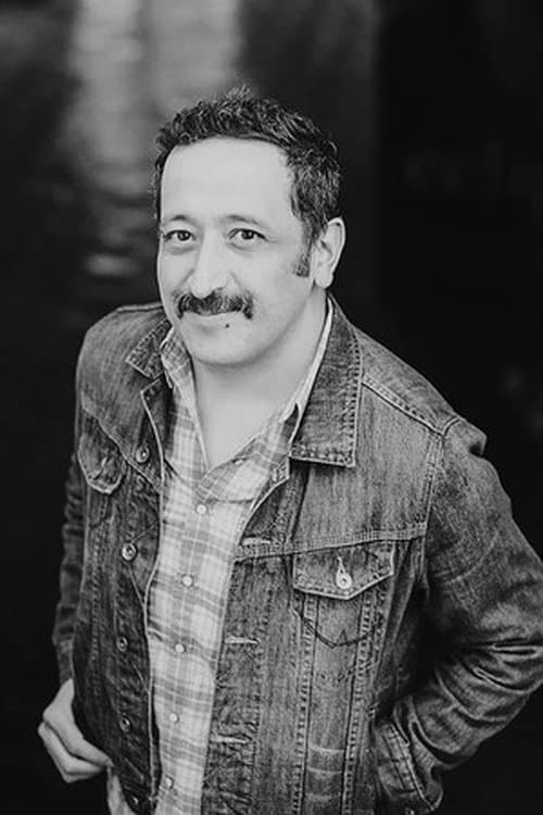 Photo of Julián Hernández