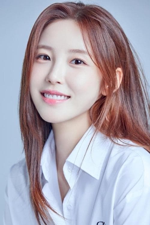 Photo of Jun Hyo-seong