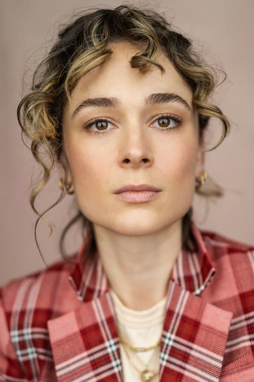 Photo of Phoebe Sparrow
