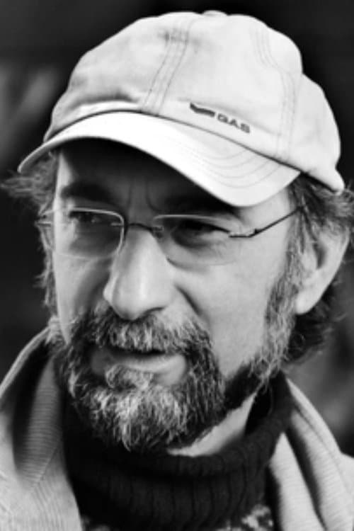 Photo of Tayfun Pirselimoğlu