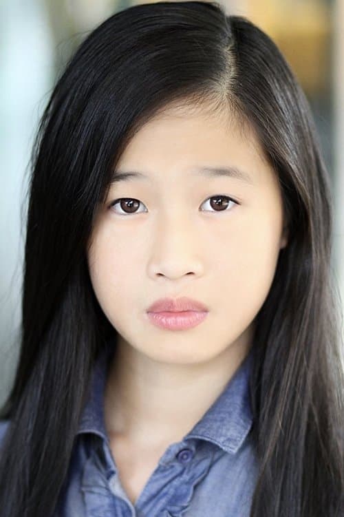 Photo of Zoe Manarel